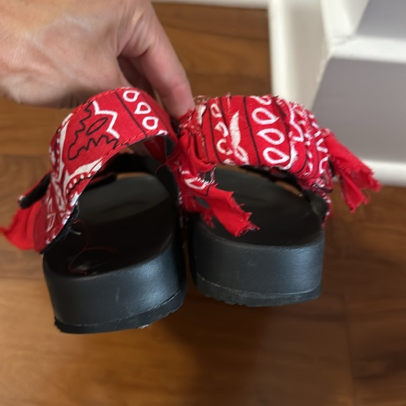 Arizona love Apache red banana print sandals size 39 - Picture 5 of 5